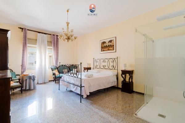 Camera Three – Suite d’Autore tra Raffinatezza e Relax - Errico Rooms